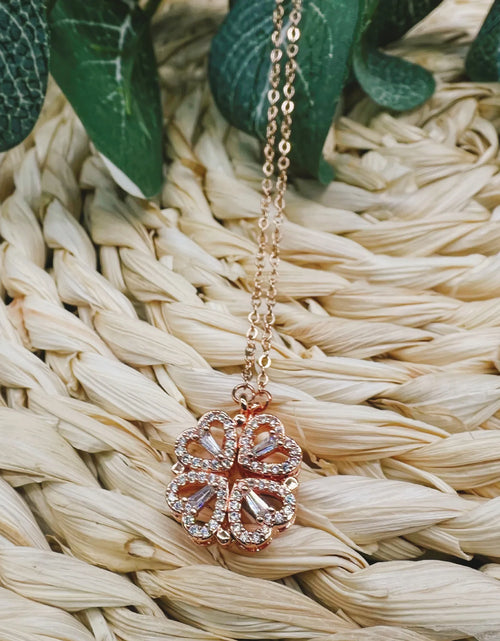 Load image into Gallery viewer, Rose Gift Box Four -Leaf Grass Necklace Heart Necklace Cute Four Leaf Clover Necklace Dainty Gold Necklaces Gifts for Girlfriend
